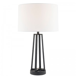 Noche de bronce oscuro y luz con un interruptor de balancín On/off, una salida conveniente y un puerto de carga USB en la habitación del hotel